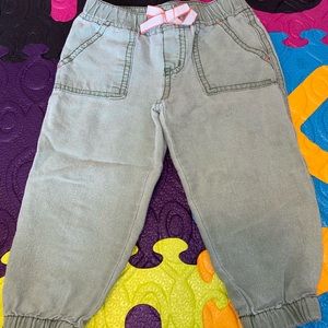 🌈 OshKosh B’gosh Faded Green Knickerbockers (3T)